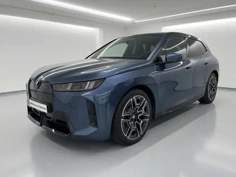 BMW iX xDrive45 101 kWh M-Sport | 22" | Driving Assistant Professional | Trekhaak | Harman Kardon | 