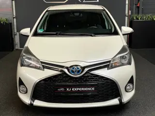 Toyota Yaris 1.5 Hybrid Dynamic Bi-Tone Cruise ,Stoel verw, Navigatie & Camera