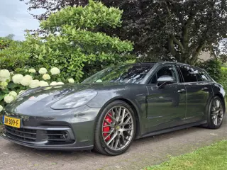 Porsche Panamera Sport Turismo BWJ 2019 | 2.9 601PK 4 E-Hybrid NL AUTO | LEER | PANO | 21'' LMV | CA