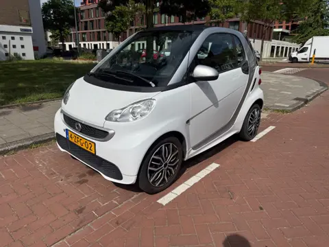 Smart Fortwo coupé Electric drive 18 kWh Brabus