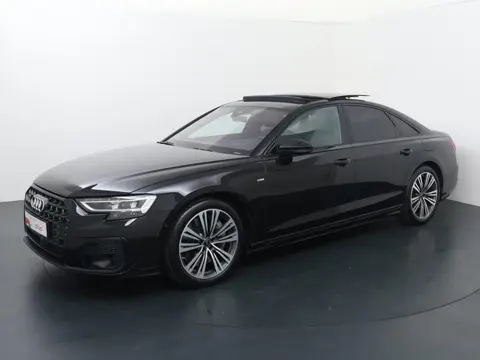 Audi A8 60 TFSI e quattro | 462 PK | Panoramadak | 360 graden Area view | Head-up display | S line |