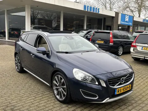 Volvo V60 3.0 T6 330pk AWD Summum Polestar Driver Support Four-C Schuifdak