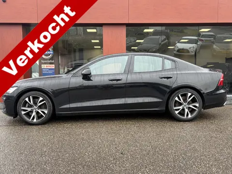 Volvo S60 2.0 B4 R-Design (bj 2021, automaat)