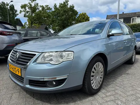 Volkswagen Passat Variant 1.8 TFSI Comfortline Apk 19/1/27,Clima,Cruise,Trekhaak