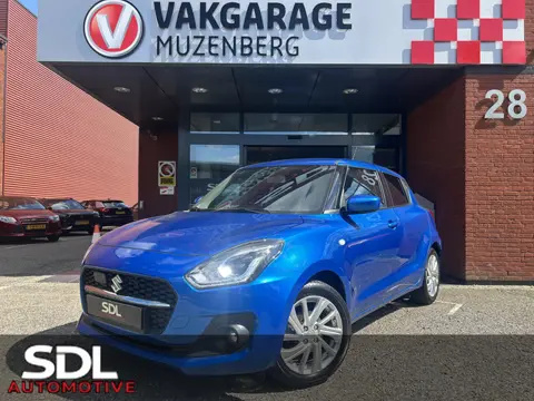 Suzuki Swift 1.2 Style Smart Hybrid // CAMERA // APPLE CARPLAY - ANDROID AUTO // STOELVERWARMING // 