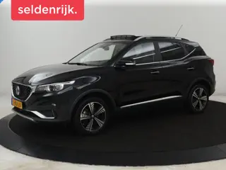 MG ZS EV Luxury 45 kWh | Panoramadak | Leder |  Stoelverwarming | Carplay | Adaptive cruise | Camera