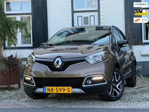 Renault Captur 1.2 TCe Xmod|Navi|Cruise|Stoelverwarming|86DKM!|NAP|Nette auto!