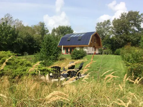 Luxe vakantiehuis rustig gelegen aan de rand van het bosgebied