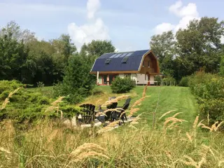 Luxe vakantiehuis rustig gelegen aan de rand van het bosgebied