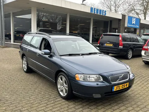 Volvo V70 2.4 170pk Edition Family Xenon (bj 2007)
