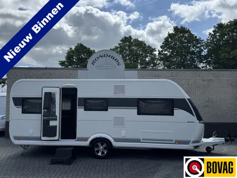 Hobby Maxia 585 UL met enkele bedden **Absolute topsegment van Hobby/Zeer ruime caravan/Nieuwe carav