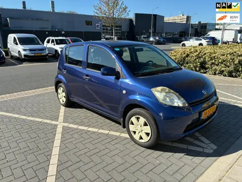 Daihatsu Sirion 2 €1650,-1.3-16V APK 2027 INRUIL MOGELIJK