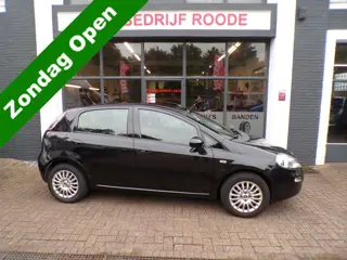 Fiat Punto Evo 1.2 Pop AIRCO,ZEER GOED ONDERHOUDEN !!! ''ZONDAG OPEN''