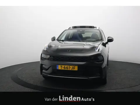 Lynk & Co 01 1.5 Plug-in Hybrid 261PK Black Edition | Zwarte Hemel | NL Auto | 360° Camera | Panoram