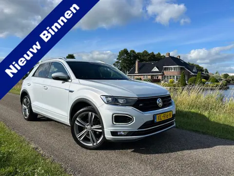 Volkswagen T-Roc 1.5 TSI Sport | R-Line | LED | Adaptieve Cruise | Lane Assist