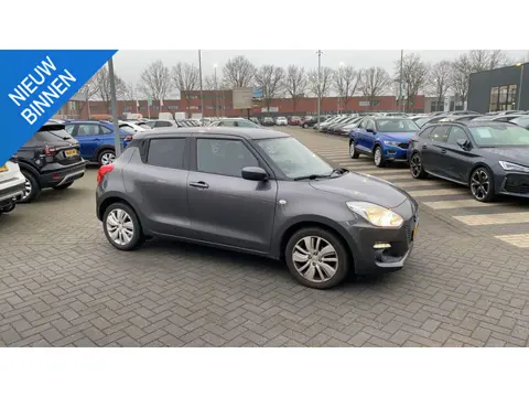 SUZUKI SWIFT 1.2 SELECT I P-CAMERA I LICHT METALEN VELGEN I STOELVERWARMING