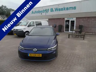 Volkswagen Golf Variant automaat 1.0 eTSI Life (bj 2022)