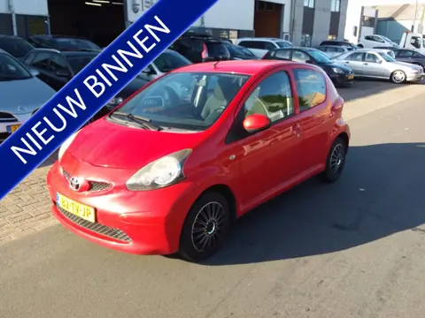 Toyota Aygo 1.0-12V + (bj 2007)