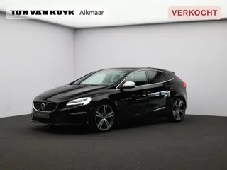 Volvo V40 T5 245pk R-Design / Stoel+voorruitverwarming / Park assist v+a+camera / Privacy glass / 19