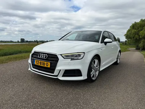 Audi A3 Sportback 30 TFSI Sport S Line Edition