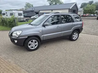 Kia Sportage handel of export 2.0 CVVT Executive (bj 2006)