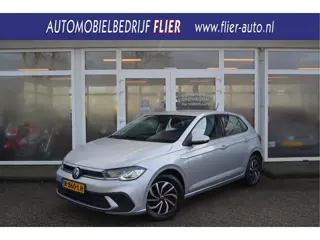 Volkswagen Polo 1.0 96PK TSI Life ✅ Trekhaak ✅ CarPlay ✅ Adaptive ✅ Camera ✅ NAP ✅ Orig. NL ✅