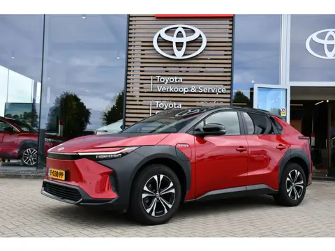 Toyota Bz4x Dynamic Bi-Tone + Panoramisch dak 71 kWh 204pk | Dodehoekdetectie | Rondomzicht camera |