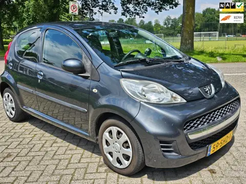 Peugeot 107 1.0-12V XS 2e eigenaar airco cv op afs elektrische ramen lage km