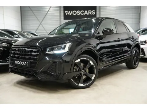 Audi Q2 35 TFSI S Edition * Fabrieksgarantie - Virtual - Keyless - Camera - Blind Spot - ACC - 19" -
