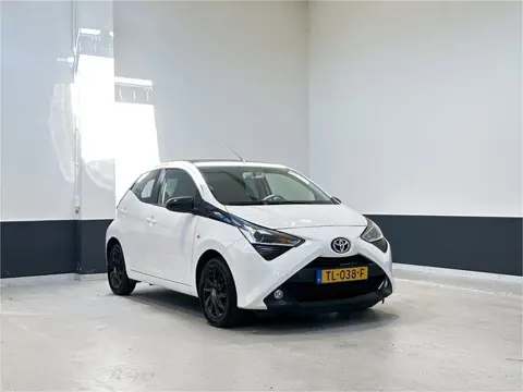 Toyota Aygo 1.0 VVT-i x-play cabrio | NL | 1 Eig | Apple Carplay/ Android auto| Camera|