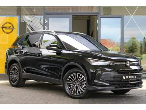 Volkswagen Tiguan 1.5 eHybrid Life | Camera | Adaptieve Cruise | Elektrische kofferklep