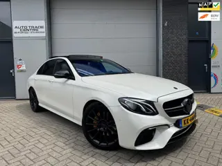 Mercedes-Benz E-klasse 200 AMG-style [ Sfeerverlichting | Pano | Burmester | StoelVW | Achteruitrijc