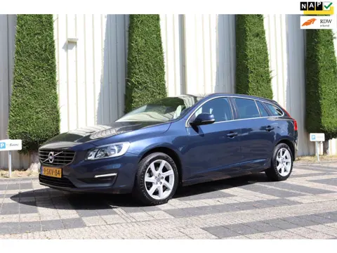Volvo V60 1.6 T3 Momentum Automaat Climate Control APK 27-02-2027