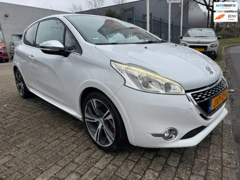 Peugeot 208 1.6 THP GTi 200 pk leder, cruise, elec pakket, pdc, navi, nwe apk, rijklaarprijs, zeer m