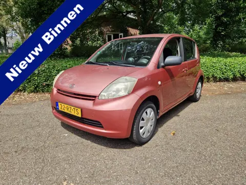 Daihatsu Sirion 2 1.3-16V, 5 drs, 158241km (bj 2005)