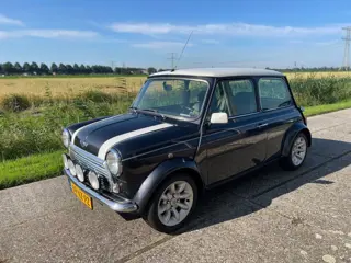 MINI Mini 1.3 Cooper volledig gerestaureerd , tax. rapport aanwezig