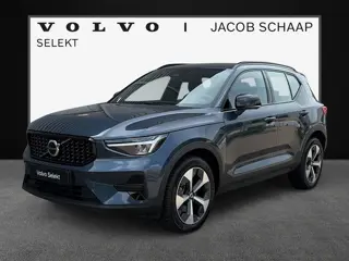 Volvo XC40 2.0 B4 Plus Dark / Elektr. verstelb. voorstoelen / Harman/Kardon / Achteruitrijcamera /