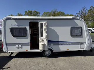Hobby Prestige 495 UFE FRANSBED RONDZIT MOVER