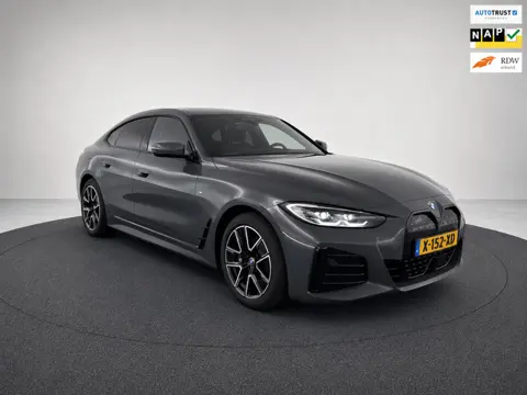 BMW I4 40 84 kWh High Executive M-SPORT l SOH 96,4% l H/K l HUD l 360 l SCHUIFDAK l DRAVITGRAU l SFE