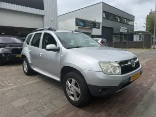 Dacia Duster 1.6 Lauréate