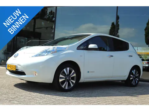 NISSAN LEAF TEKNA 30 KWH | LEDER | 360 CAMERA | KEY-LESS | NAVI | CRUISE | CLIMATE | BOSE