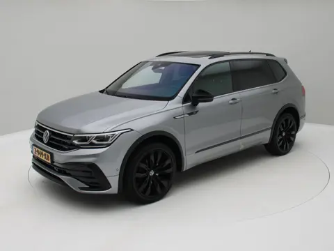 Volkswagen Tiguan Allspace 1.5 TSI R-Line Business / 7p. / Black L. Style / Panorama / Origineel NL