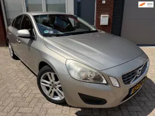 Volvo S60 1.6 T3 Kinetic / Leder / Clima / Cruise / LM