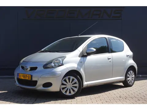 Toyota Aygo 1.0-12V Comfort Navigator AUTOMAAT/APP CONNECT