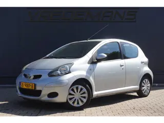 Toyota Aygo 1.0-12V Comfort Navigator AUTOMAAT/APP CONNECT