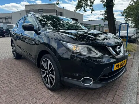 Nissan QASHQAI 1.2 N-Connecta 136.000km Airco/ECC,Navigatie,Camera,Panoramadak