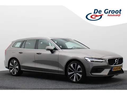 Volvo V60 2.0 T6 Twin Engine AWD Momentum Pro Climate, Cruise, Navigatie, Apple Carplay, LED, Trekha
