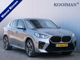 BMW X2 sDrive20i Launch Edition 170 Pk Automaat Navi / DAB / Leer / Trekhaak / M-pakket / Apple Carp