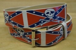 Biker riem " Doodskoppen met rebel vlag " Rood, wit, blauw