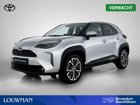 Toyota Yaris Cross 1.5 Hybrid Adventure | Stoelverwarming | Half lederen bekleding | Achteruitrijcam